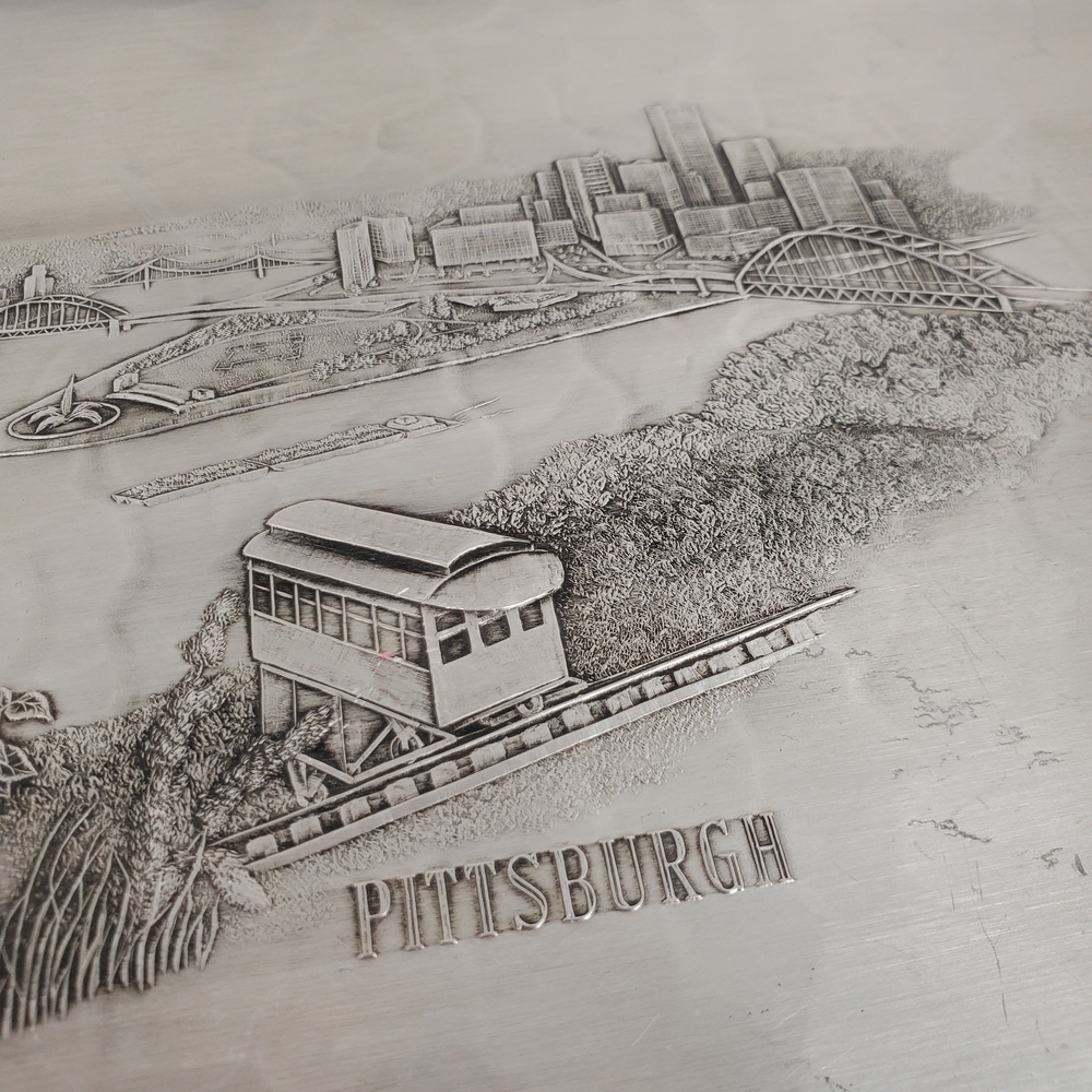 Vntg Hand-Wrought Hammered Aluminum Serving Tray - Pittsburgh Cityscape Etching - Picture 3 of 12